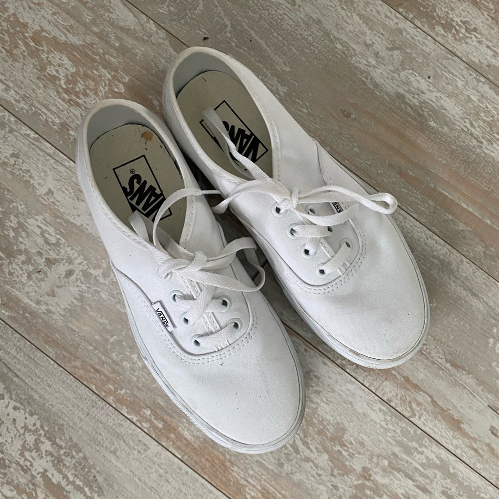 Vans - Picture 3 of 7